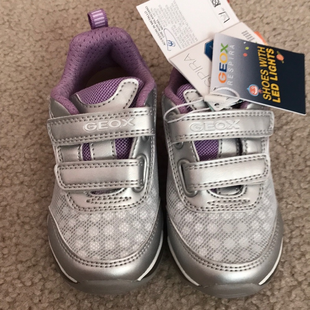 NWT - Geox Light Up Shoes